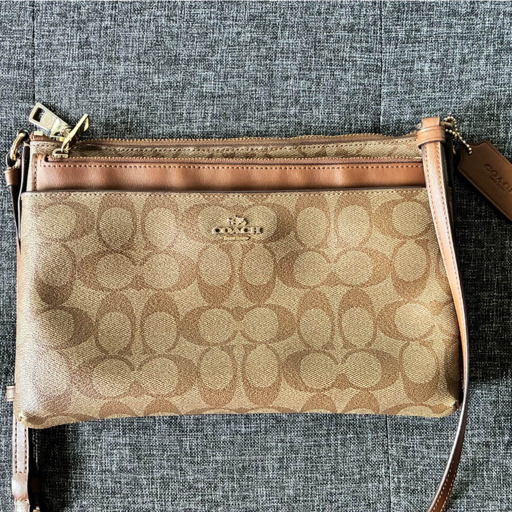 COACH EAST/WEST CROSSBODY WITH POP-UP POUCH